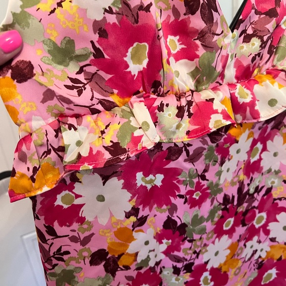 *VICI COLLECTION* Arlo Floral Mini Dress. NWT. Size Large. - Picture 6 of 6